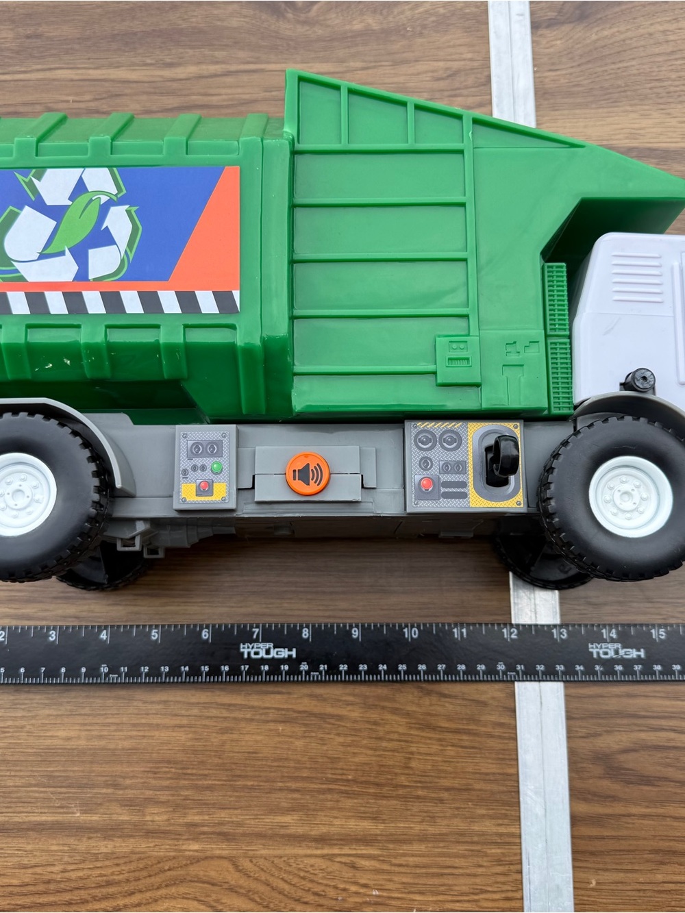 Funrise Mighty GARBAGE TRUCK Sanitation